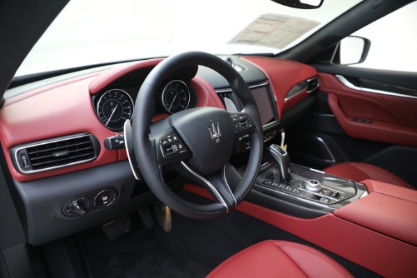 New 2023 Maserati Levante Modena for sale Sold at Bentley Greenwich in Greenwich CT 06830 24