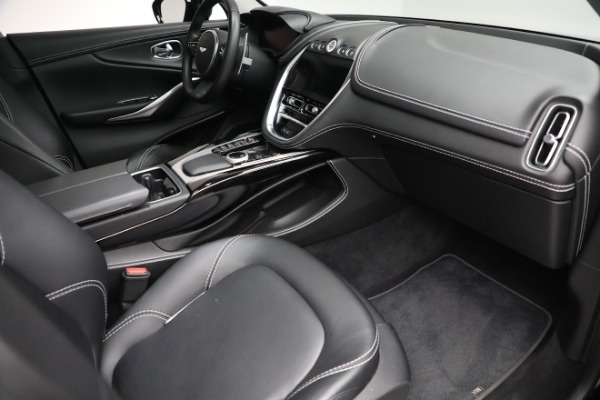 Used 2021 Aston Martin DBX for sale $134,900 at Bentley Greenwich in Greenwich CT 06830 24