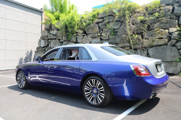 Used 2022 Rolls-Royce Ghost EWB for sale $345,900 at Bentley Greenwich in Greenwich CT 06830 9