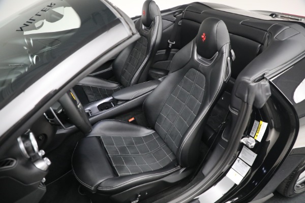 Used 2019 Ferrari Portofino for sale $239,900 at Bentley Greenwich in Greenwich CT 06830 21