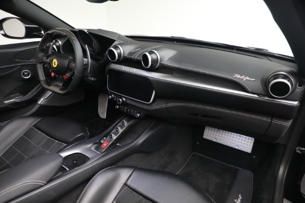 Used 2019 Ferrari Portofino for sale $239,900 at Bentley Greenwich in Greenwich CT 06830 24