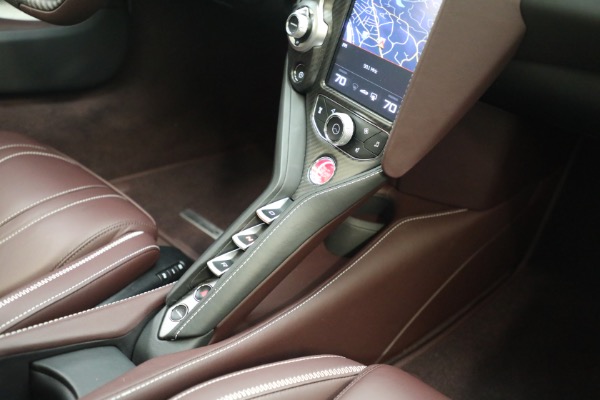 Used 2018 McLaren 720S Luxury for sale $264,900 at Bentley Greenwich in Greenwich CT 06830 28