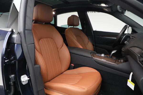 New 2023 Maserati Levante GT for sale $107,610 at Bentley Greenwich in Greenwich CT 06830 20