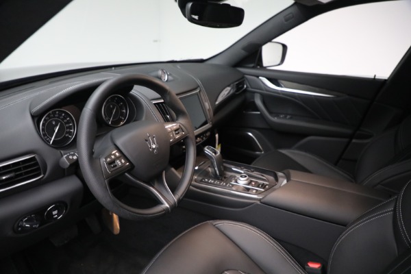 New 2023 Maserati Levante GT for sale $102,195 at Bentley Greenwich in Greenwich CT 06830 13