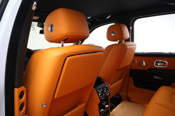 New 2023 Rolls-Royce Cullinan for sale $429,450 at Bentley Greenwich in Greenwich CT 06830 19