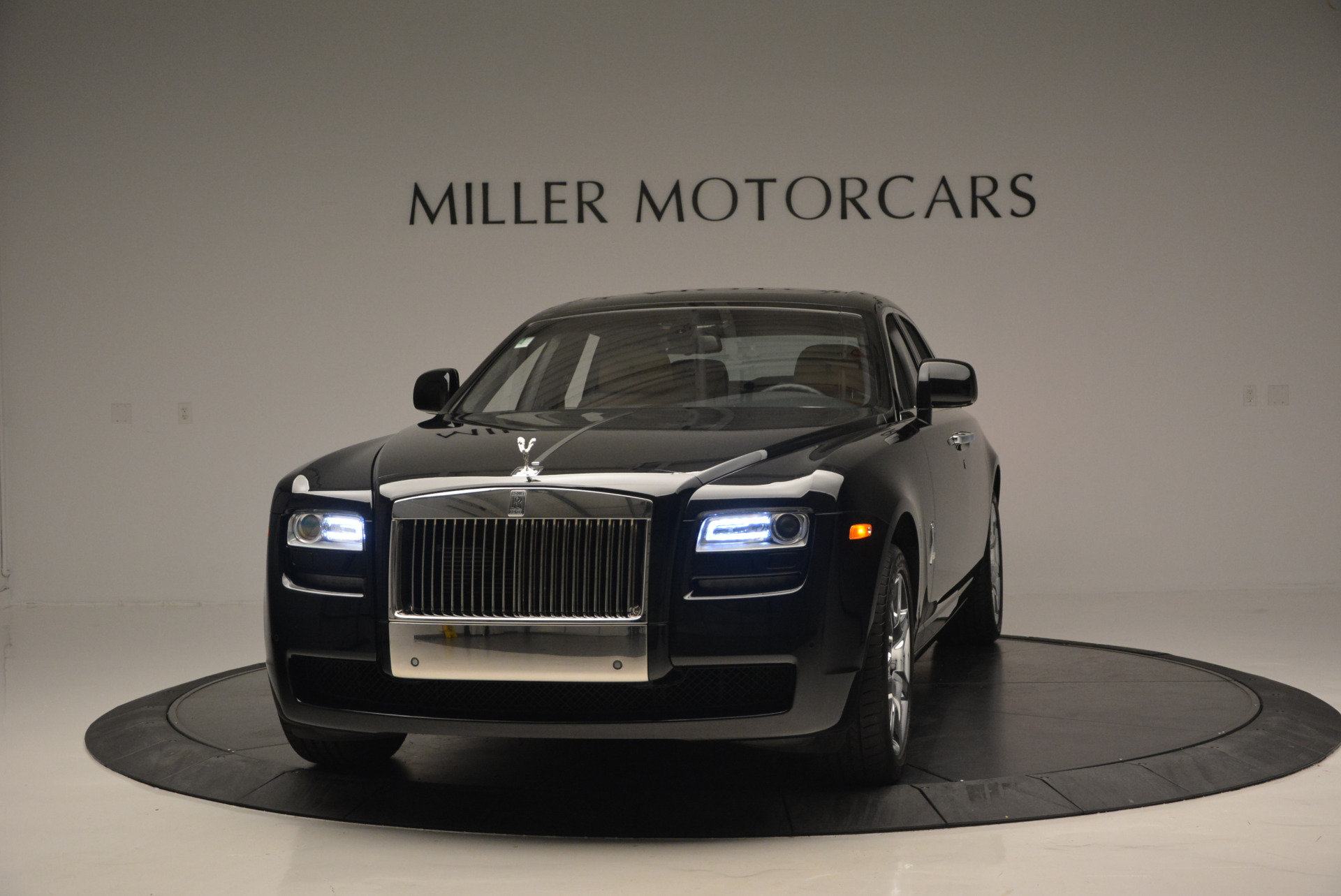 Used 2011 Rolls-Royce Ghost for sale Sold at Bentley Greenwich in Greenwich CT 06830 1