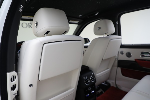 New 2023 Rolls-Royce Black Badge Cullinan for sale $481,500 at Bentley Greenwich in Greenwich CT 06830 18