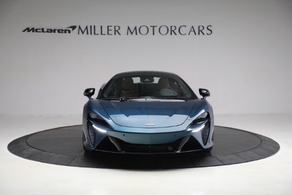 New 2023 McLaren Artura TechLux for sale $263,525 at Bentley Greenwich in Greenwich CT 06830 12