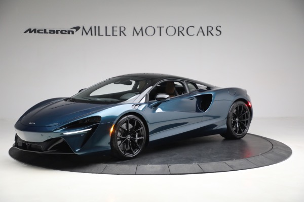 New 2023 McLaren Artura TechLux for sale $263,525 at Bentley Greenwich in Greenwich CT 06830 2