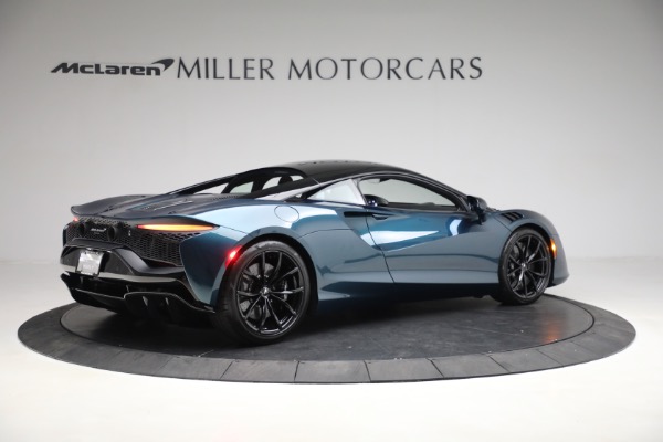 New 2023 McLaren Artura TechLux for sale $263,525 at Bentley Greenwich in Greenwich CT 06830 8