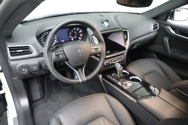 Used 2022 Maserati Ghibli Modena Q4 for sale Sold at Bentley Greenwich in Greenwich CT 06830 14