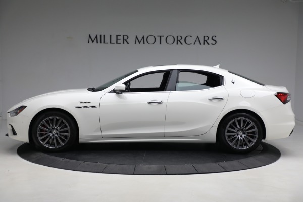 Used 2022 Maserati Ghibli Modena Q4 for sale Sold at Bentley Greenwich in Greenwich CT 06830 3