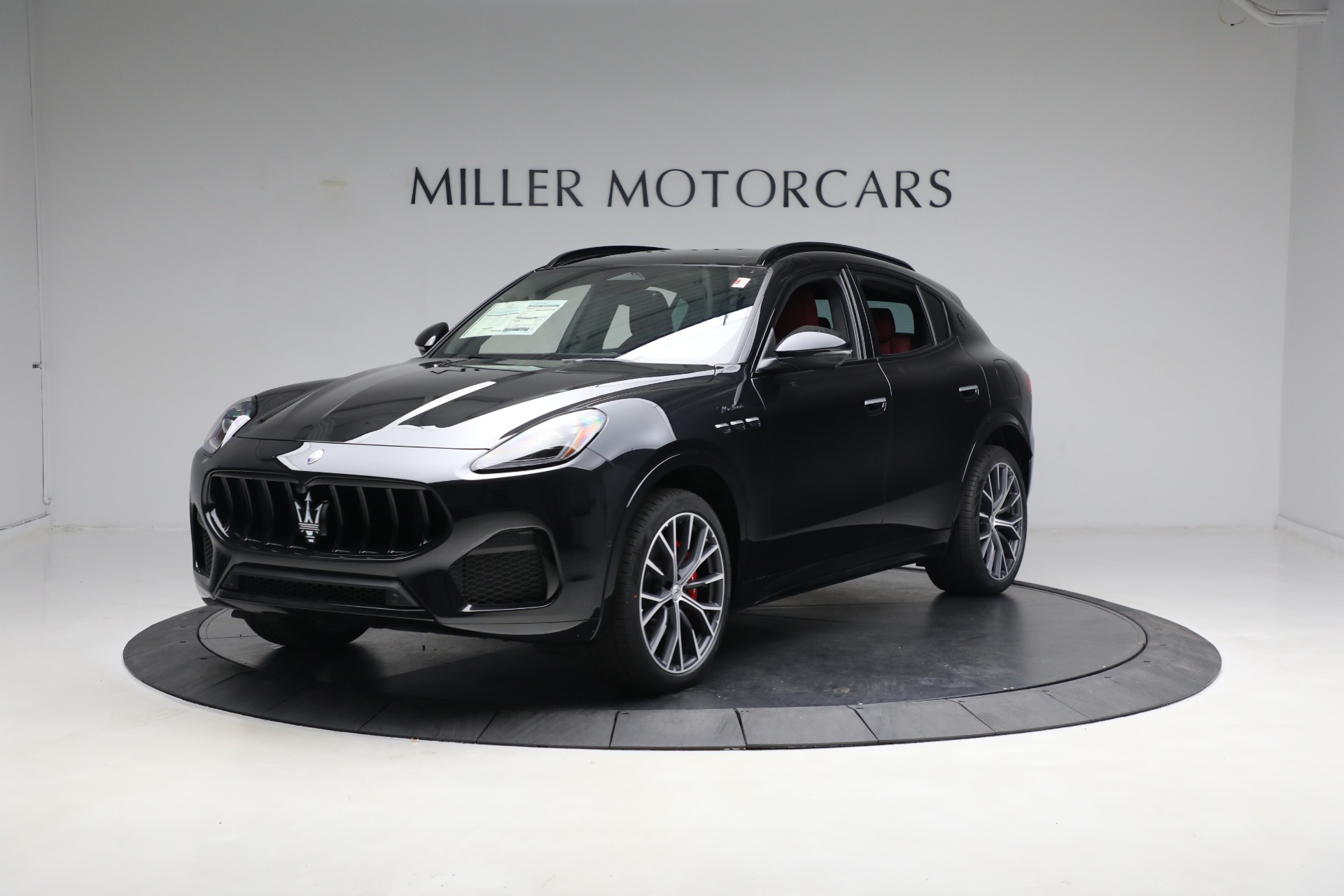New 2023 Maserati Grecale Modena for sale $92,961 at Bentley Greenwich in Greenwich CT 06830 1
