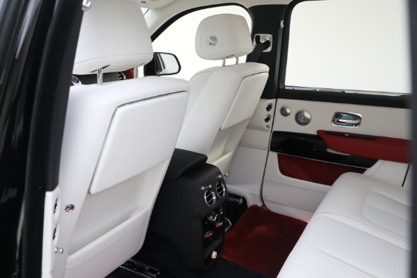 New 2023 Rolls-Royce Cullinan for sale $433,700 at Bentley Greenwich in Greenwich CT 06830 13