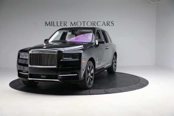 New 2023 Rolls-Royce Black Badge Cullinan  | Greenwich, CT