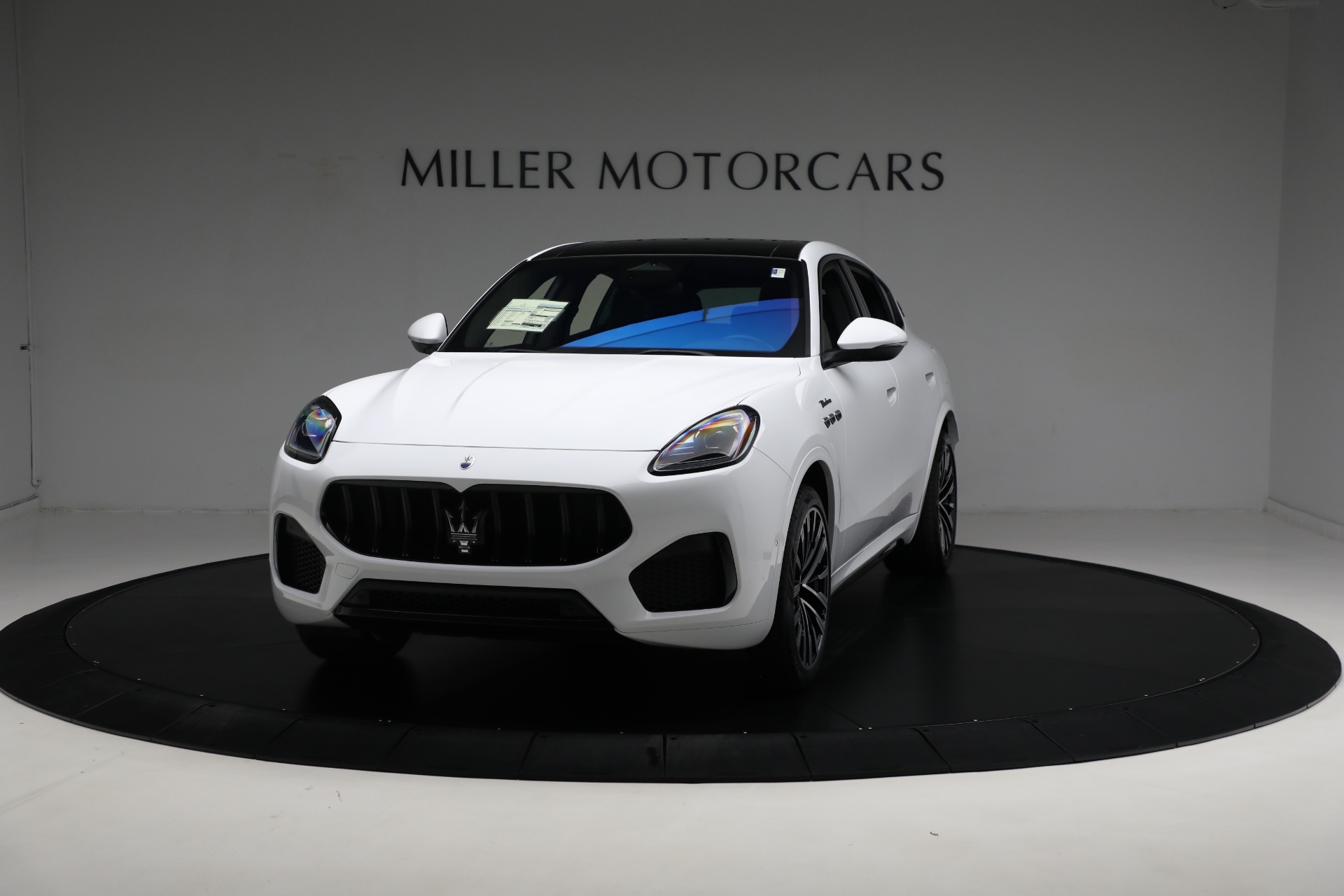 New 2023 Maserati Grecale Modena for sale $82,595 at Bentley Greenwich in Greenwich CT 06830 1