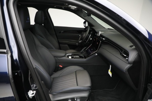New 2023 Maserati Grecale PrimaSerie Modena for sale $94,101 at Bentley Greenwich in Greenwich CT 06830 18