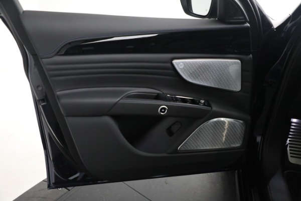 New 2023 Maserati Grecale PrimaSerie Modena for sale $94,101 at Bentley Greenwich in Greenwich CT 06830 28