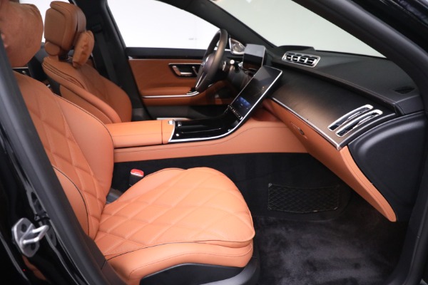 Used 2023 Mercedes-Benz S-Class Mercedes-Maybach S 580 4MATIC for sale Sold at Bentley Greenwich in Greenwich CT 06830 24