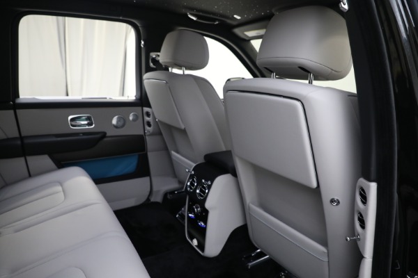 New 2023 Rolls-Royce Cullinan for sale Sold at Bentley Greenwich in Greenwich CT 06830 26