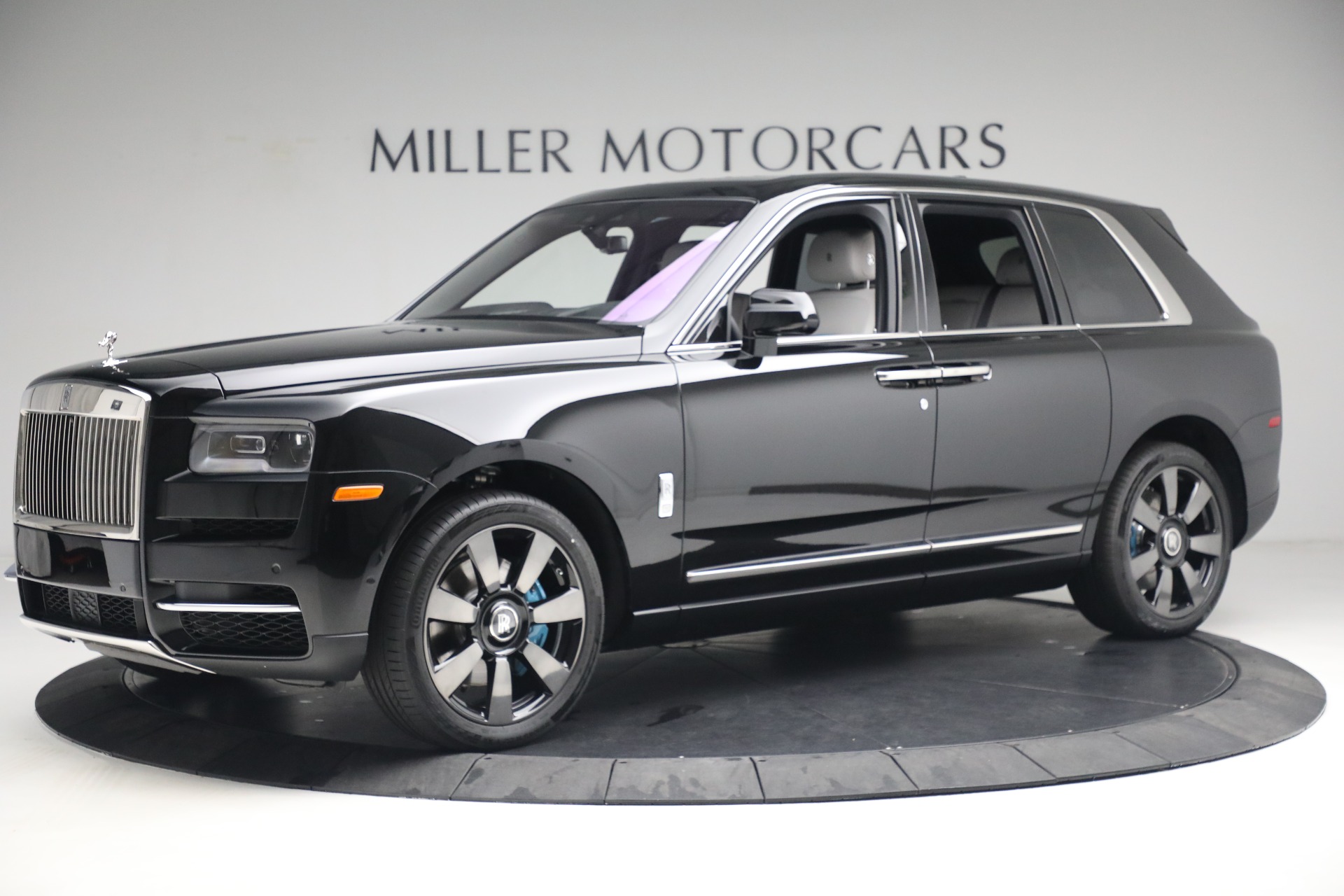 New 2023 Rolls-Royce Cullinan for sale Sold at Bentley Greenwich in Greenwich CT 06830 1