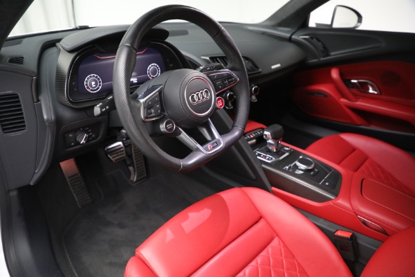Used 2017 Audi R8 5.2 quattro V10 for sale Sold at Bentley Greenwich in Greenwich CT 06830 13
