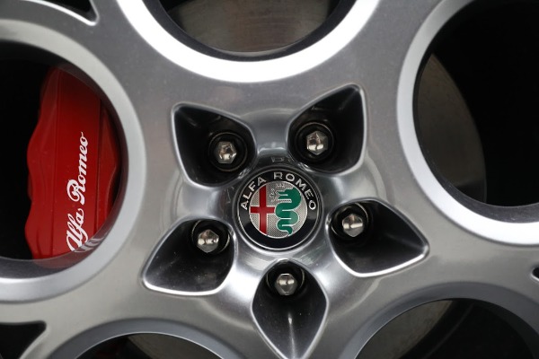New 2024 Alfa Romeo Tonale Ti for sale $53,290 at Bentley Greenwich in Greenwich CT 06830 26