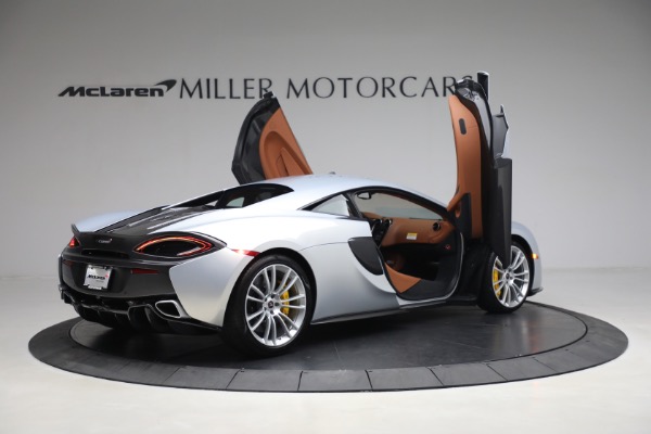 Used 2017 McLaren 570S for sale $166,900 at Bentley Greenwich in Greenwich CT 06830 16