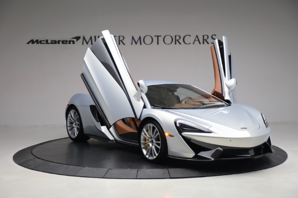 Used 2017 McLaren 570S for sale $166,900 at Bentley Greenwich in Greenwich CT 06830 17