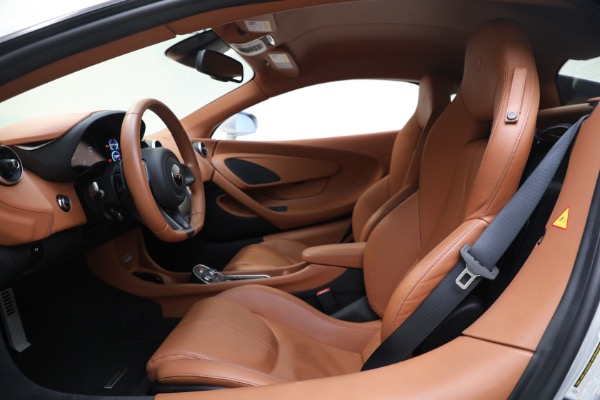 Used 2017 McLaren 570S for sale $166,900 at Bentley Greenwich in Greenwich CT 06830 19