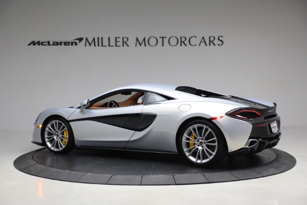 Used 2017 McLaren 570S for sale $166,900 at Bentley Greenwich in Greenwich CT 06830 4