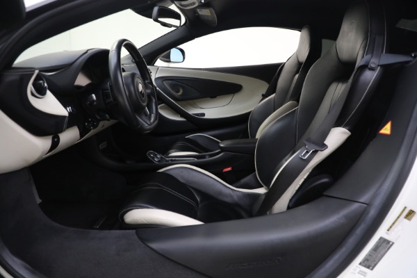 Used 2017 McLaren 570S for sale Call for price at Bentley Greenwich in Greenwich CT 06830 21