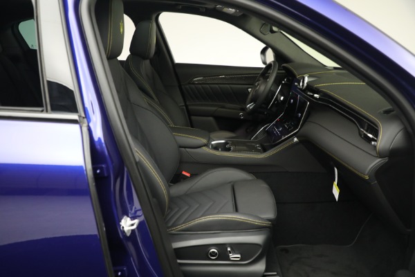 New 2023 Maserati Grecale Trofeo for sale $121,455 at Bentley Greenwich in Greenwich CT 06830 18