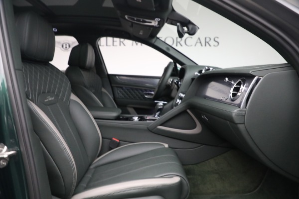 Used 2022 Bentley Bentayga Speed for sale $239,900 at Bentley Greenwich in Greenwich CT 06830 28