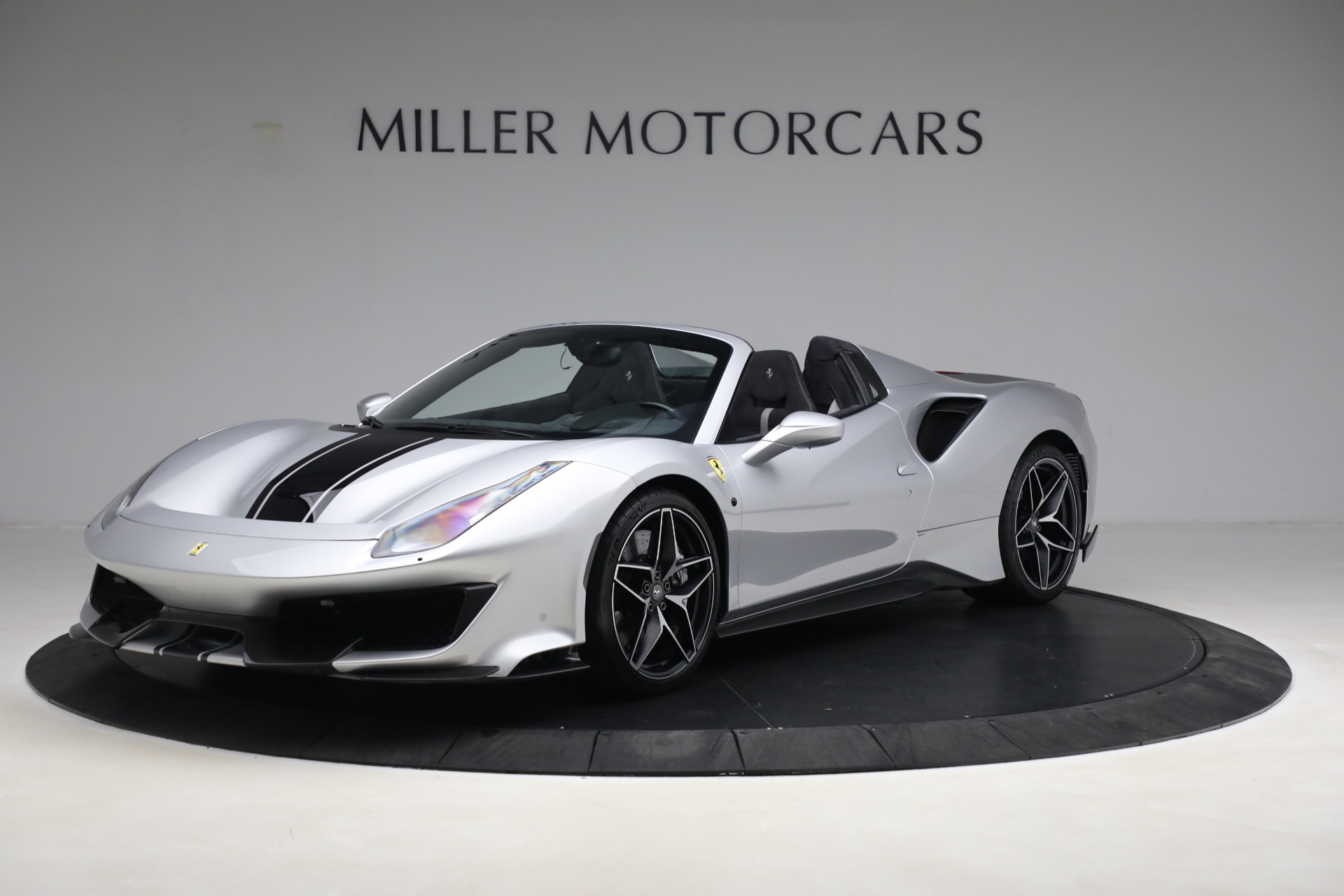 Used 2020 Ferrari 488 Pista Spider for sale $729,900 at Bentley Greenwich in Greenwich CT 06830 1