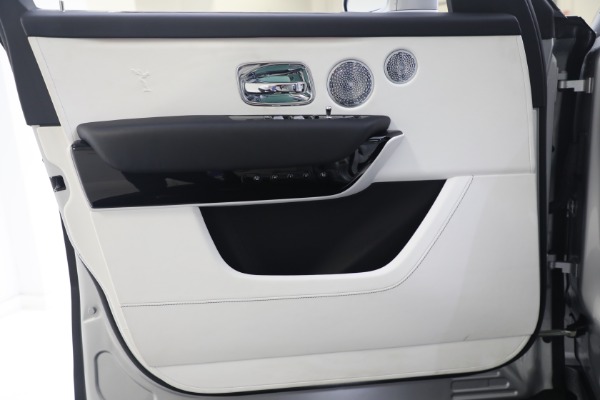 Used 2020 Rolls-Royce Cullinan for sale $305,900 at Bentley Greenwich in Greenwich CT 06830 25