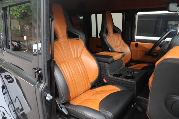 Used 1983 Land Rover Defender 110 Double Cab 6x6 Edition for sale $399,900 at Bentley Greenwich in Greenwich CT 06830 13