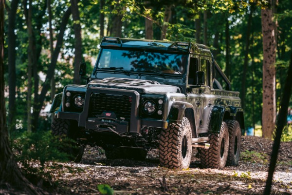 Used 1983 Land Rover Defender 110 Double Cab 6x6 Edition for sale $399,900 at Bentley Greenwich in Greenwich CT 06830 20
