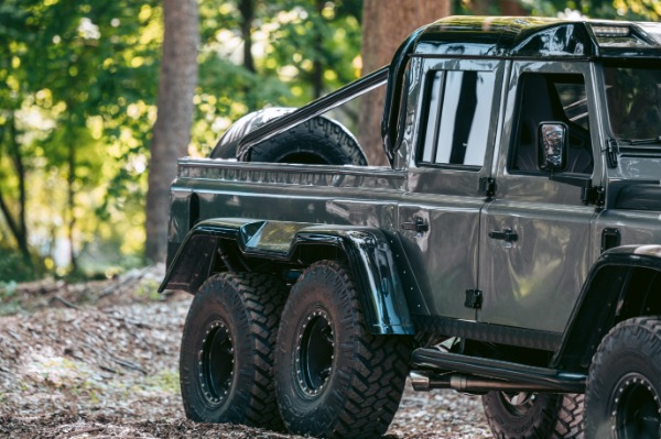 Used 1983 Land Rover Defender 110 Double Cab 6x6 Edition for sale $399,900 at Bentley Greenwich in Greenwich CT 06830 27
