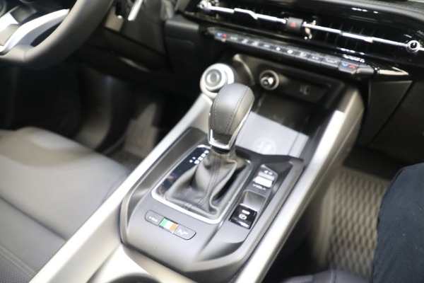 New 2024 Alfa Romeo Tonale Veloce for sale Sold at Bentley Greenwich in Greenwich CT 06830 24