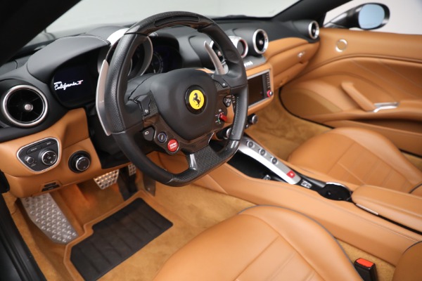 Used 2017 Ferrari California T for sale $151,900 at Bentley Greenwich in Greenwich CT 06830 15