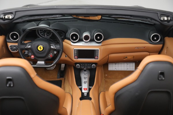 Used 2017 Ferrari California T for sale $151,900 at Bentley Greenwich in Greenwich CT 06830 19