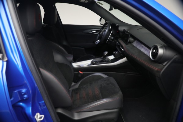 Used 2024 Alfa Romeo Tonale Veloce for sale $26,900 at Bentley Greenwich in Greenwich CT 06830 16