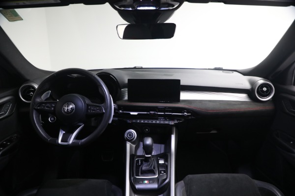 Used 2024 Alfa Romeo Tonale Veloce for sale $26,900 at Bentley Greenwich in Greenwich CT 06830 22