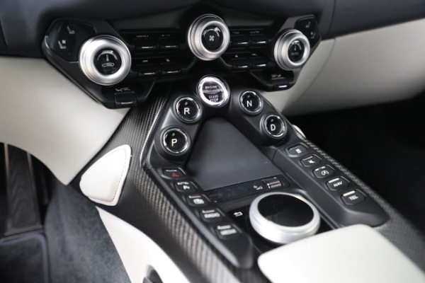 New 2023 Aston Martin Vantage V8 for sale $195,586 at Bentley Greenwich in Greenwich CT 06830 17