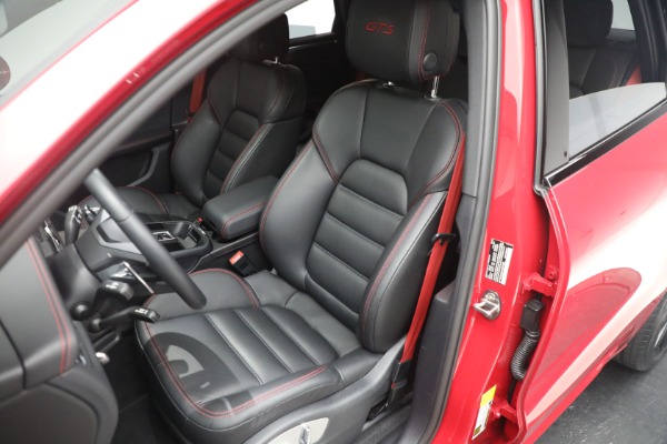 Used 2022 Porsche Macan GTS for sale $82,900 at Bentley Greenwich in Greenwich CT 06830 14