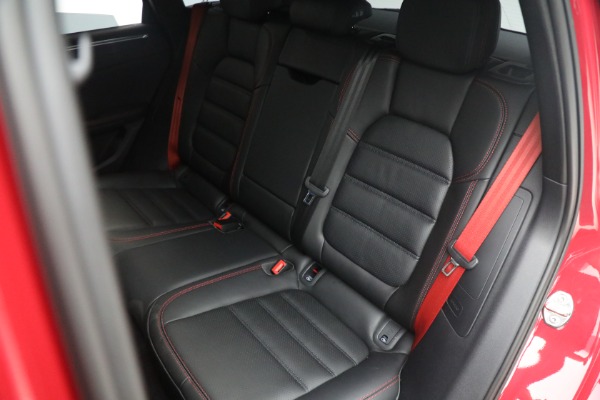 Used 2022 Porsche Macan GTS for sale $82,900 at Bentley Greenwich in Greenwich CT 06830 16