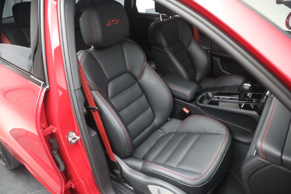 Used 2022 Porsche Macan GTS for sale $82,900 at Bentley Greenwich in Greenwich CT 06830 20
