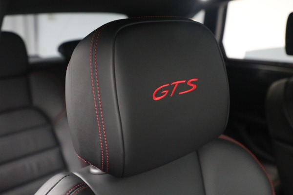 Used 2022 Porsche Macan GTS for sale $82,900 at Bentley Greenwich in Greenwich CT 06830 23