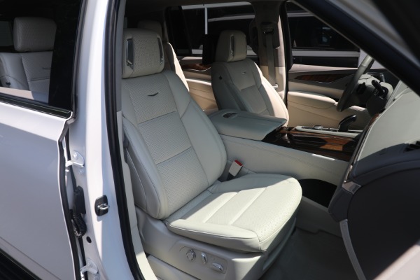 Used 2021 Cadillac Escalade ESV Premium Luxury Platinum for sale Sold at Bentley Greenwich in Greenwich CT 06830 16